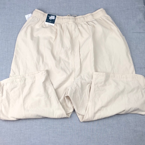 0X 1X Plus Size Beige Comfort Waist Capri Pants - Picture 4 of 5